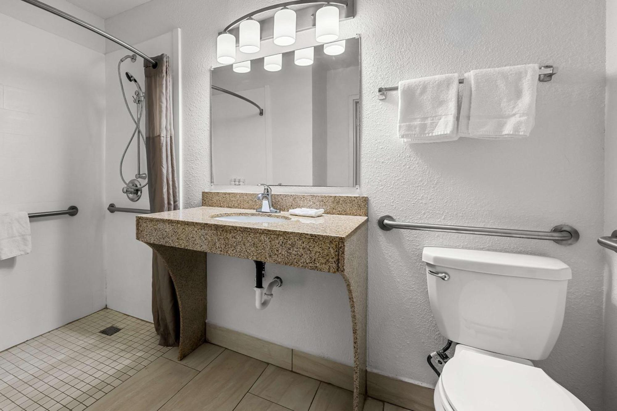 Americas Best Value Inn Hamilton Exterior foto